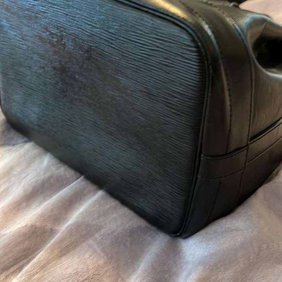 Louis Vuitton Noe Bag - Picture 7 of 14